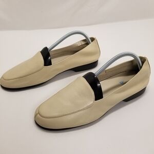 Grasshopper by Keds Womans Size 10W Cream Leather Loafer Slip On Comfort Office